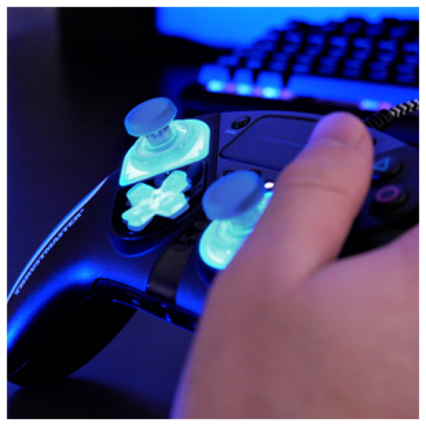 THRUSTMASTER ESWAP X LED BLUE CRYSTAL PACK WW VERSION - slika 3