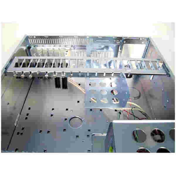 Ohišje Chieftec UNC-410S-B-U3 - Rack 4U Strežniško - črna - slika 3
